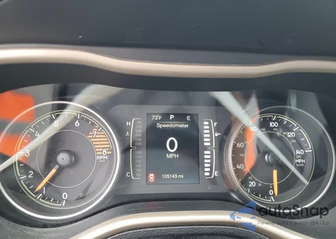 2016 Jeep Cherokee Latitude z USA, uszkodzony, nr VIN 1C4PJMCS9GW193756